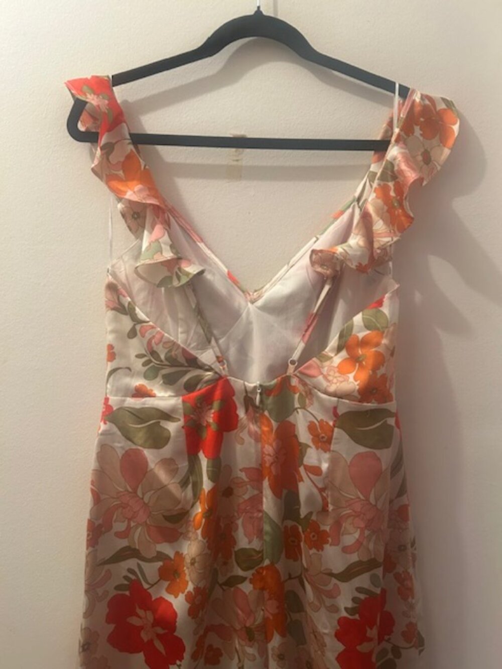 Anthropologie Elliatt Heliconia Bold Floral Flowing Ruffle Low Back Jumpsuit NWT - Picture 13 of 16